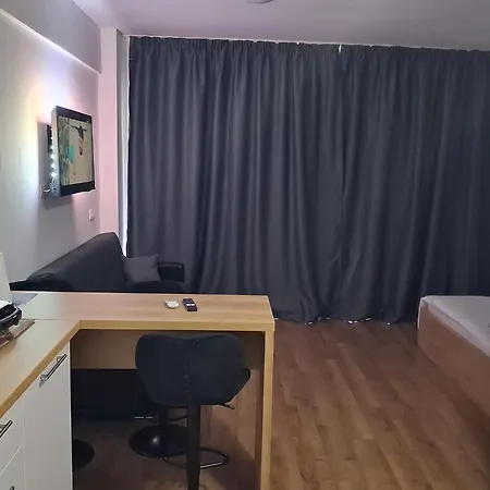 Apartament Nico Garsoniera *